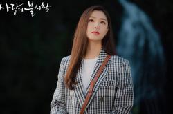 开云APP-打破魔咒与重塑秩序，巴尔韦德爆发背后，南美足球的权力天平正在倾斜