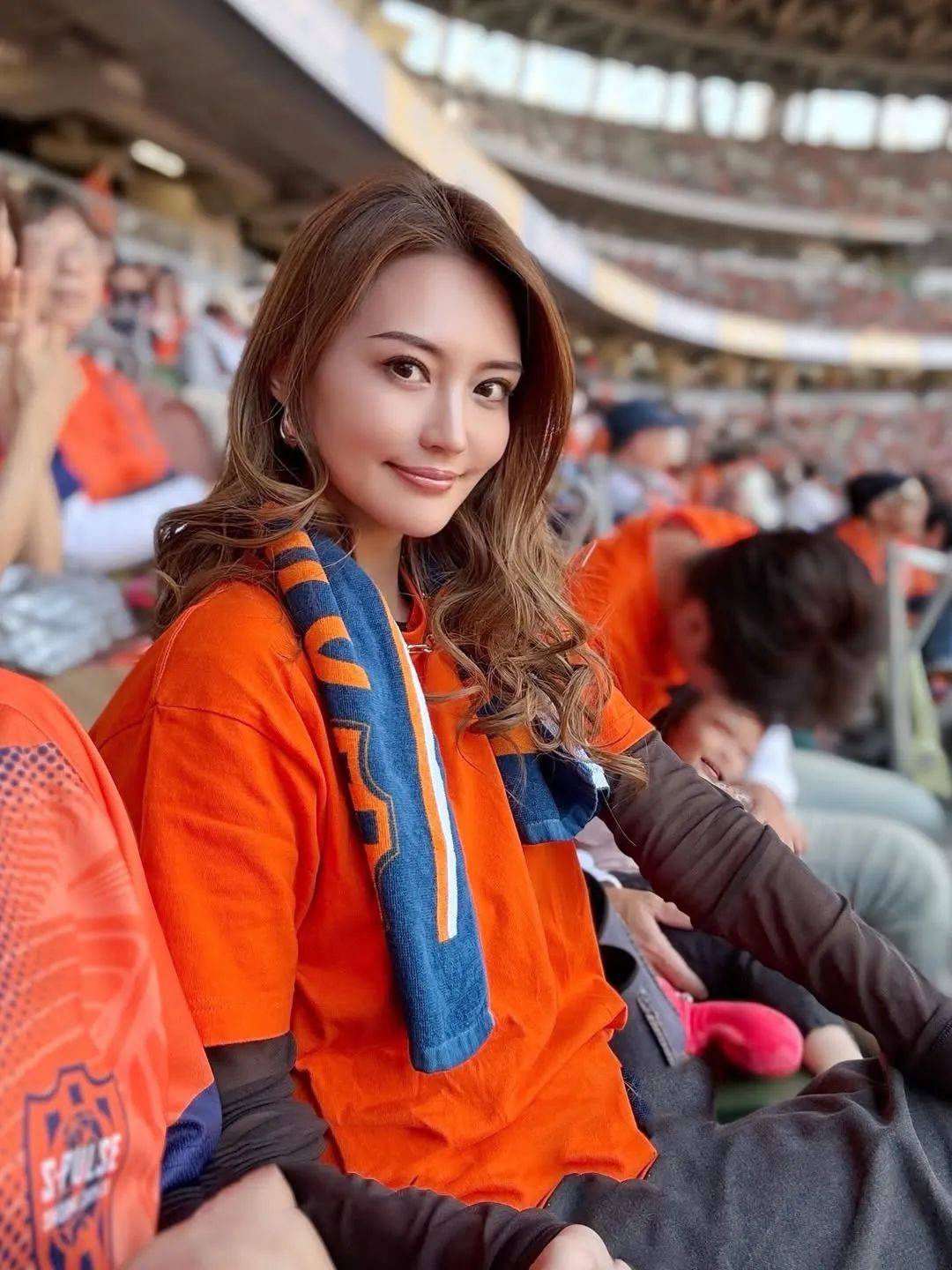 柏太阳神踢出火爆比赛，轻松晋级