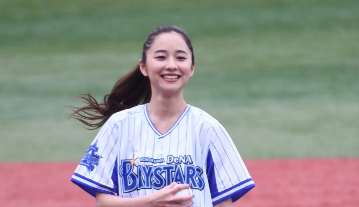 包含棒球场外新闻不断,话题热度爆表的词条 包含棒球场外新闻不断,话题热度爆表的词条