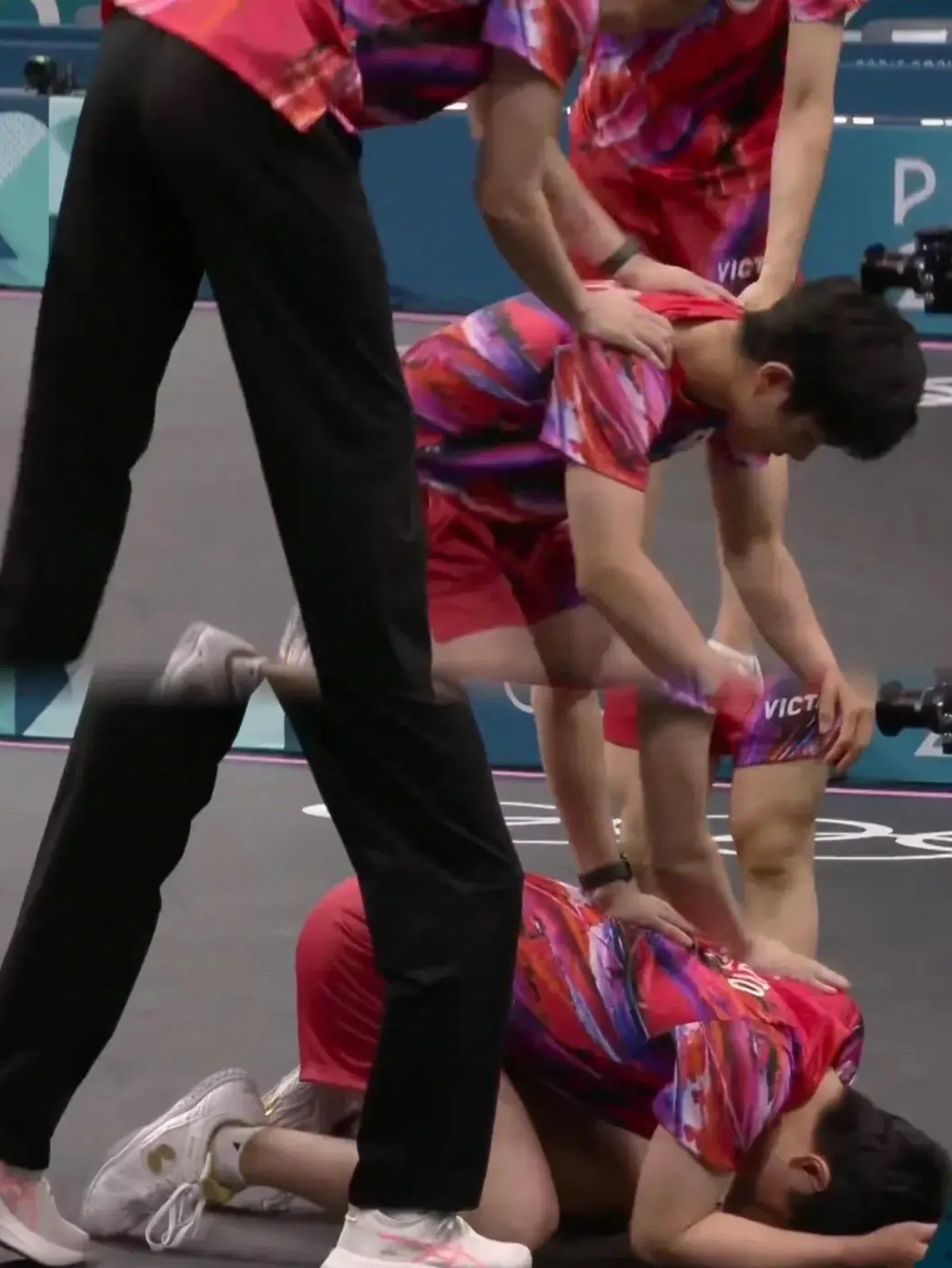 瑞典队险胜日本队,张本智和扛起全队 瑞典队险胜日本队,张本智和扛起全队