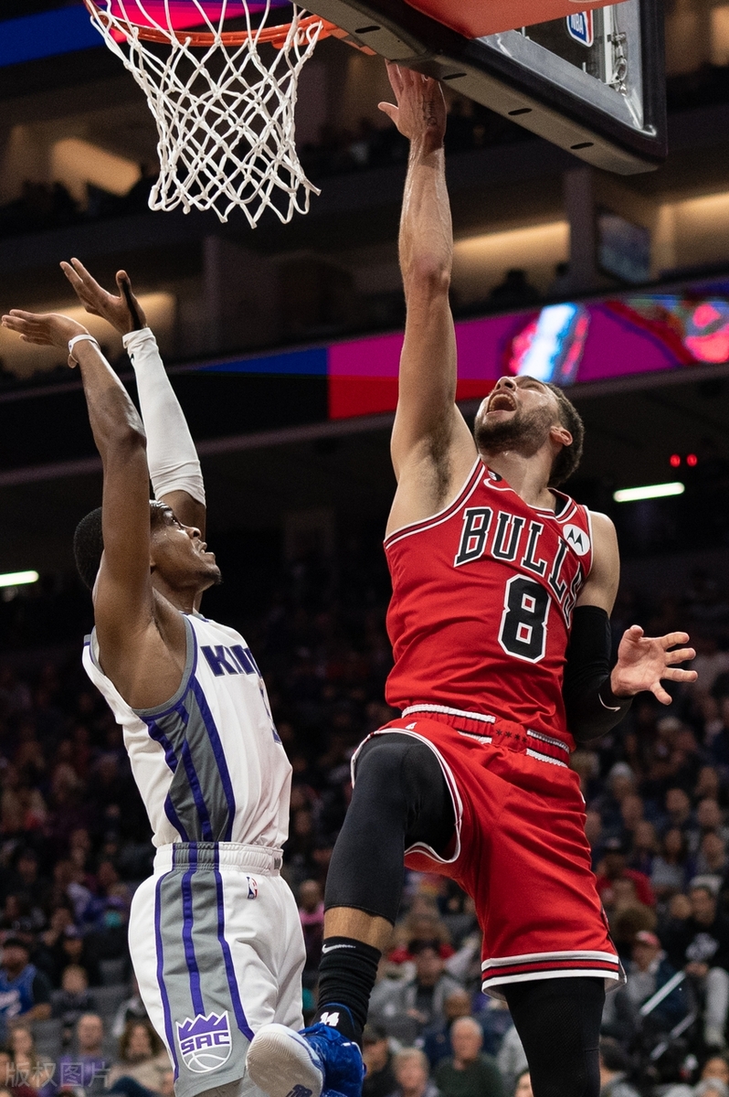 尼克斯绝杀独行侠,福克斯高光表现 尼克斯绝杀独行侠,福克斯高光表现