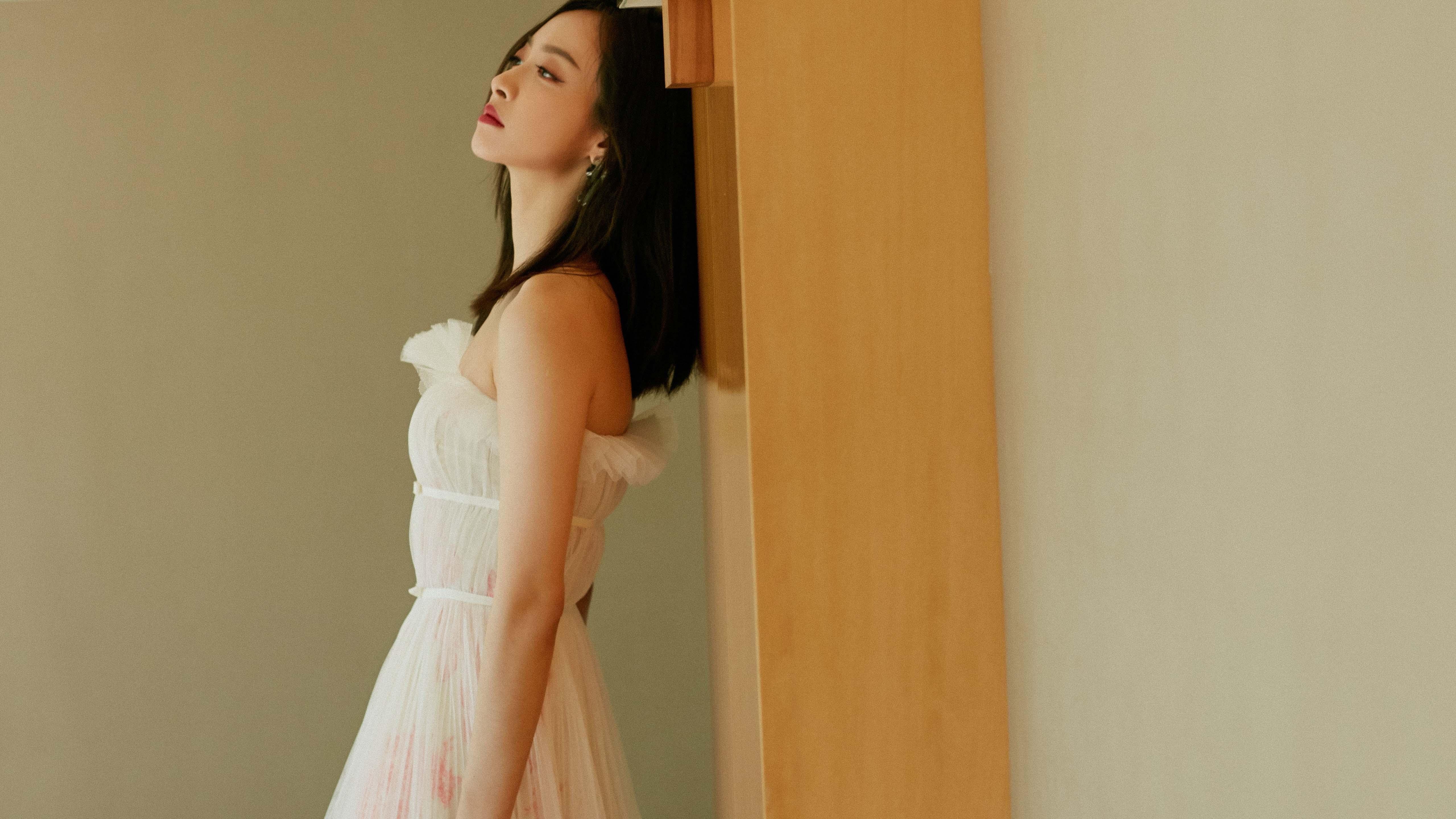 独行侠强势攻克快船主场，布克式关键先生再现