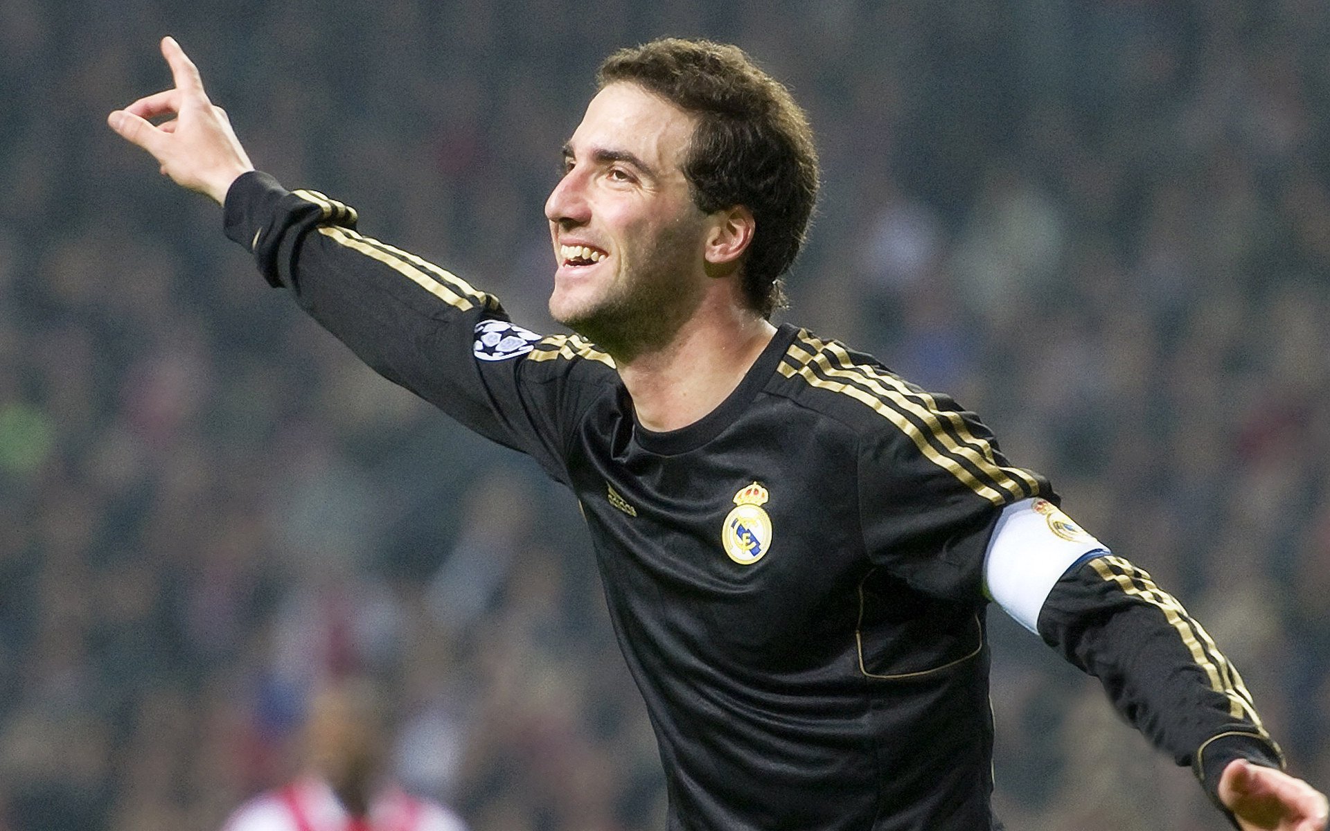 法比尼奥赛后评分拉满，马德里竞技高效速胜卡塔尔