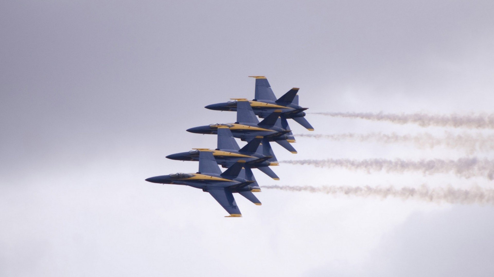 极速双响,冰岛足球闪电战与F1赛道上的门迪时刻